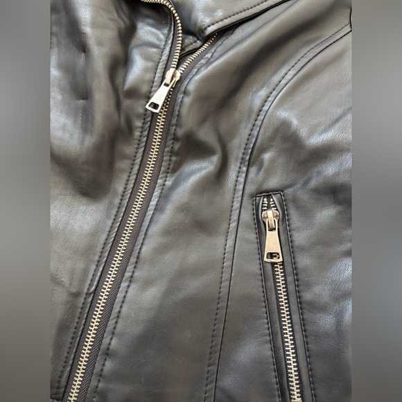 Leather Jacket - Picture 5 of 5